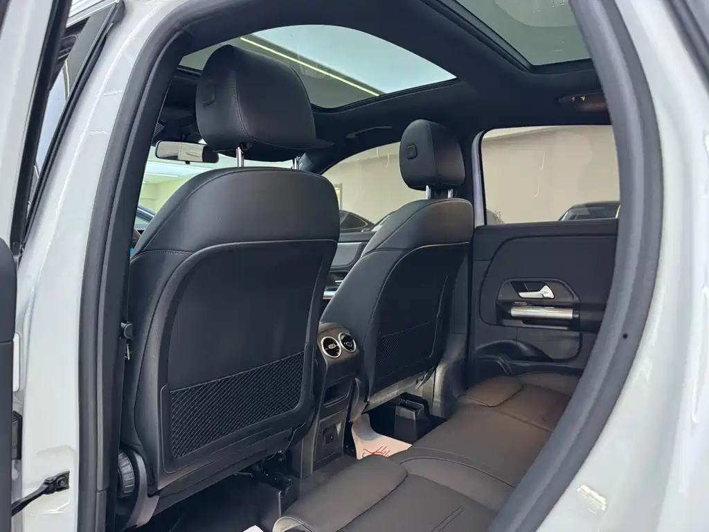Mercedes-Benz GLA 2022 — фото 7