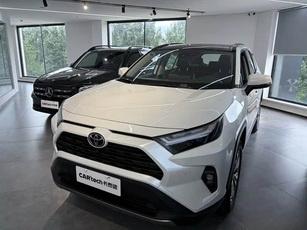 Toyota RAV4 2024