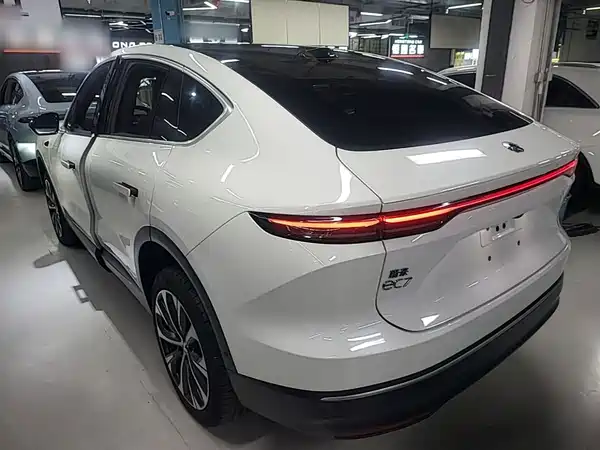 NIO EC7 2023