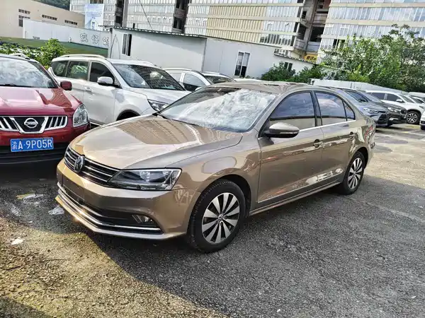 Volkswagen Sagitar 2017