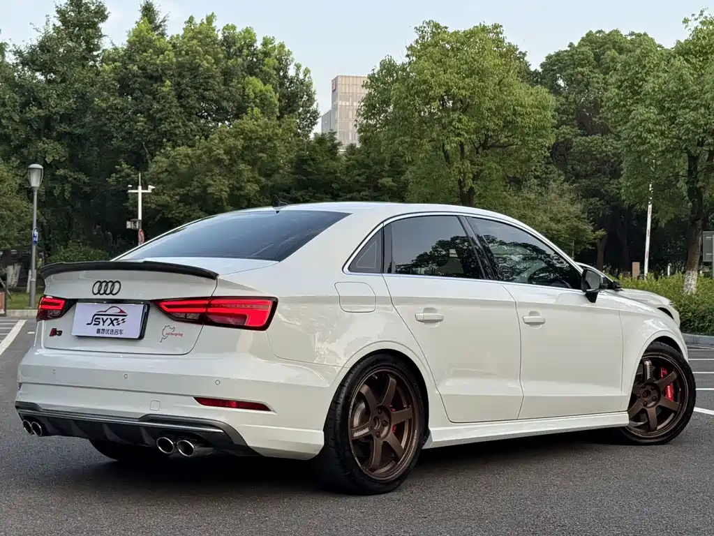 Audi S3 2019 — фото 3