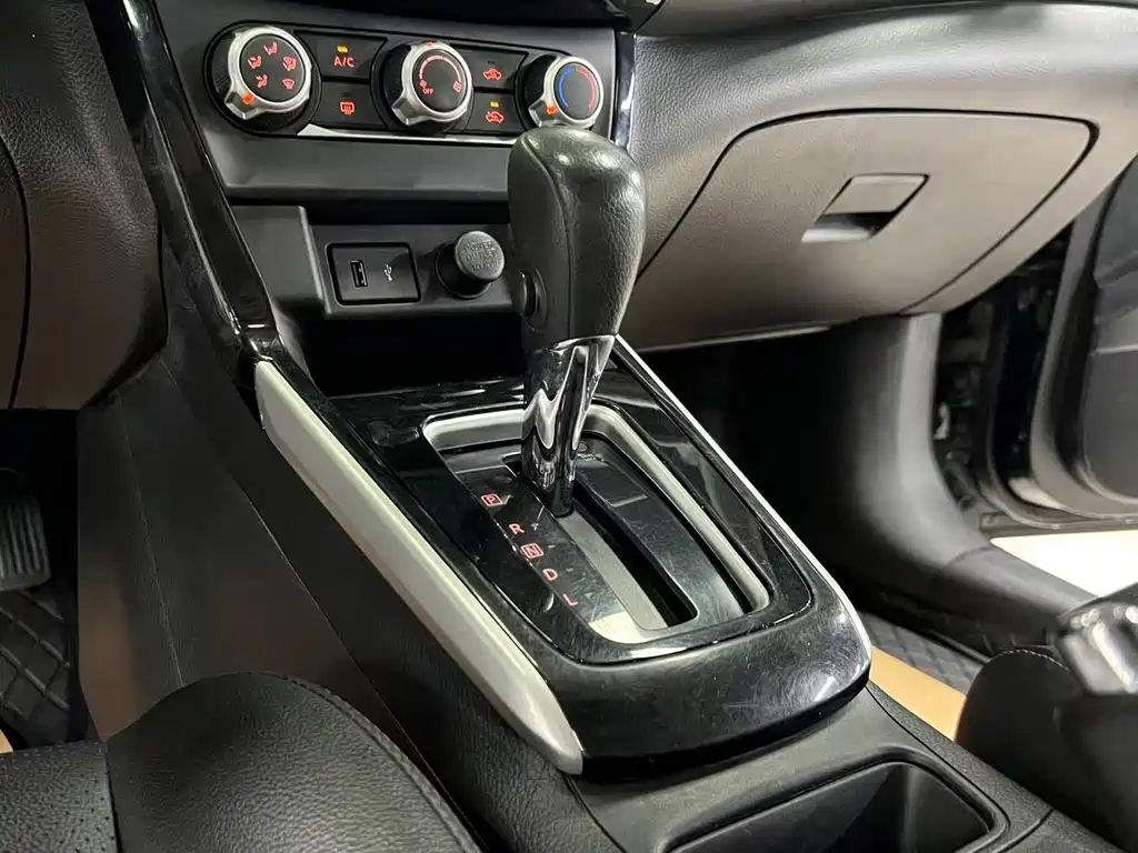 Nissan Sylphy 2020 — фото 12