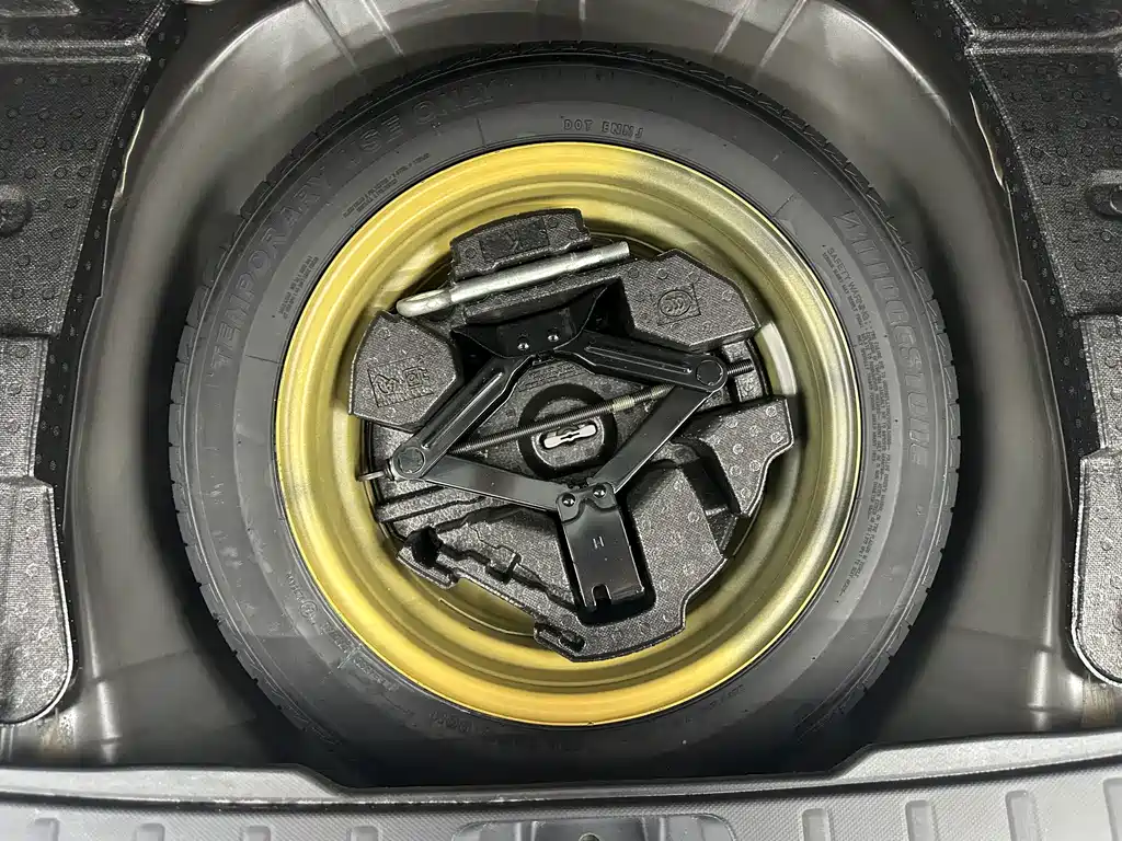 Subaru Forester 2022 — фото 18