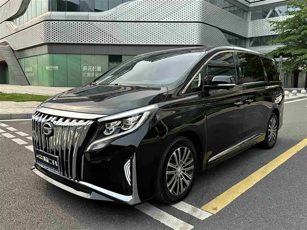 GAC Motor Trumpchi M8 2022 — фото 1