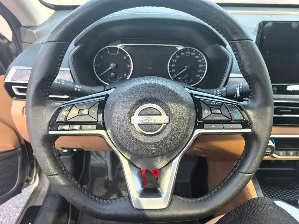 Nissan Teana 2023 — фото 12