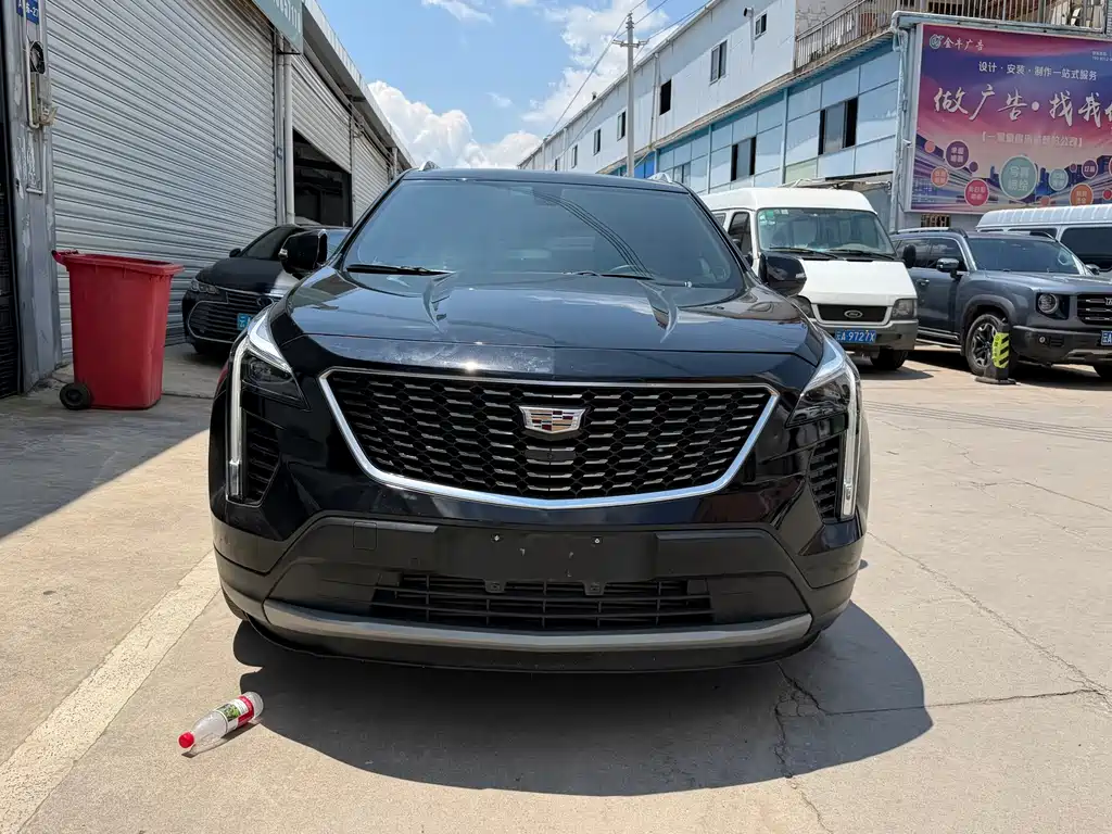 Cadillac XT4 2019 — фото 2