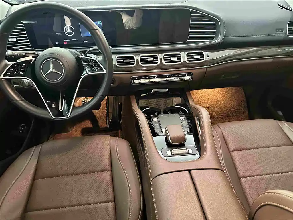 Mercedes-Benz GLE 2025 — фото 11