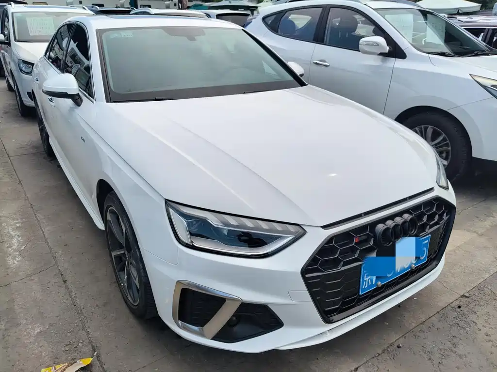 Audi A4L 2021