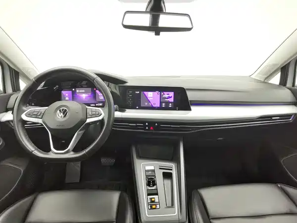 Volkswagen Golf 2021