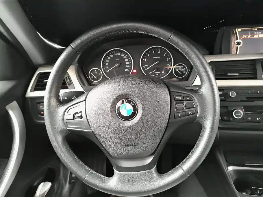 BMW 3 Series 2014 — фото 15