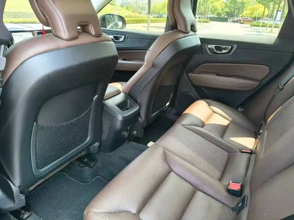 Volvo XC60 2019