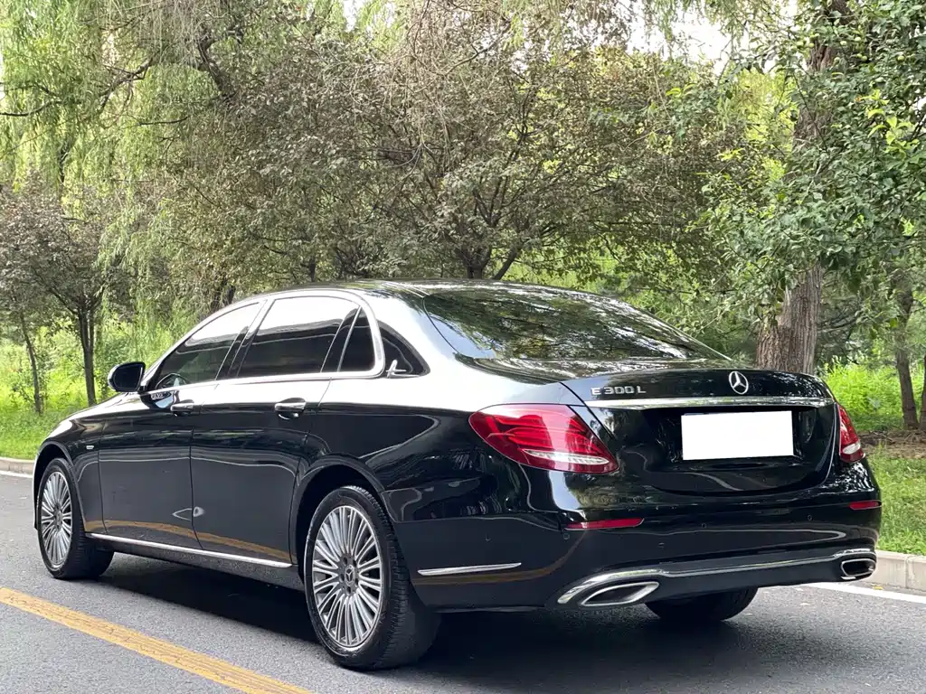 Mercedes-Benz E-Class 2020