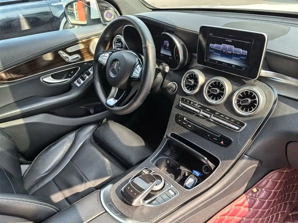 Mercedes-Benz GLC 2017