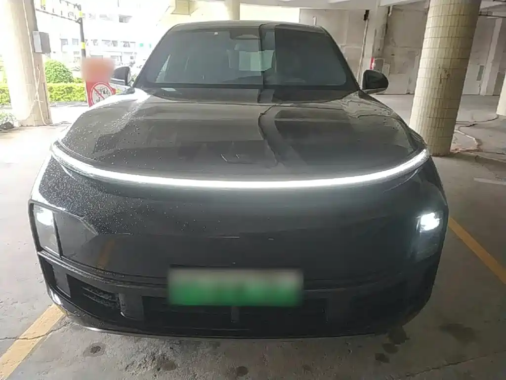 Li Auto Li L8 2024