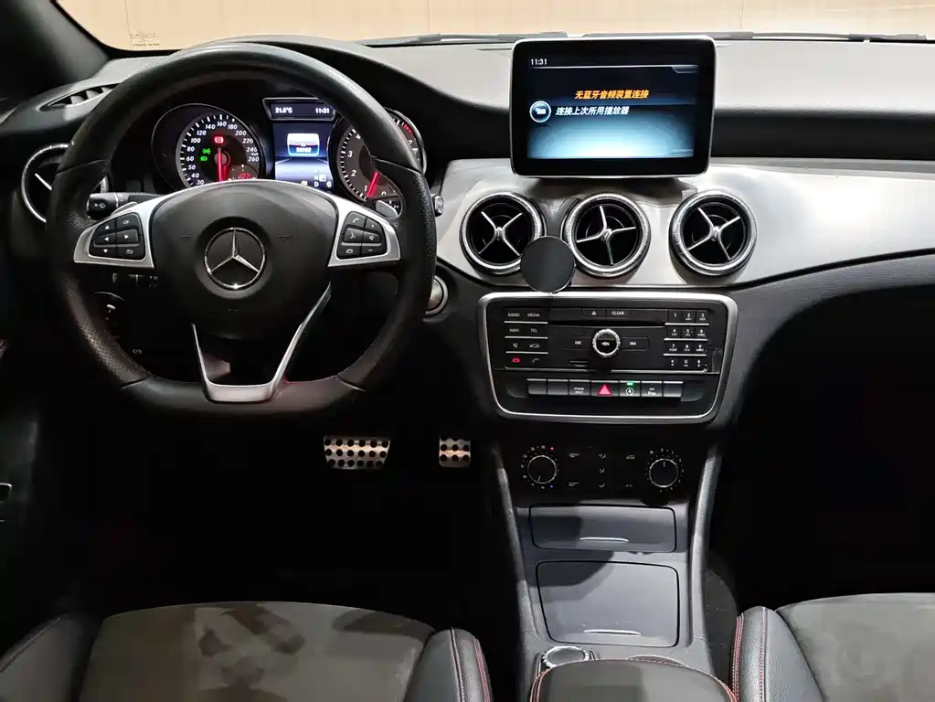 Mercedes-Benz CLA 2017 — фото 9