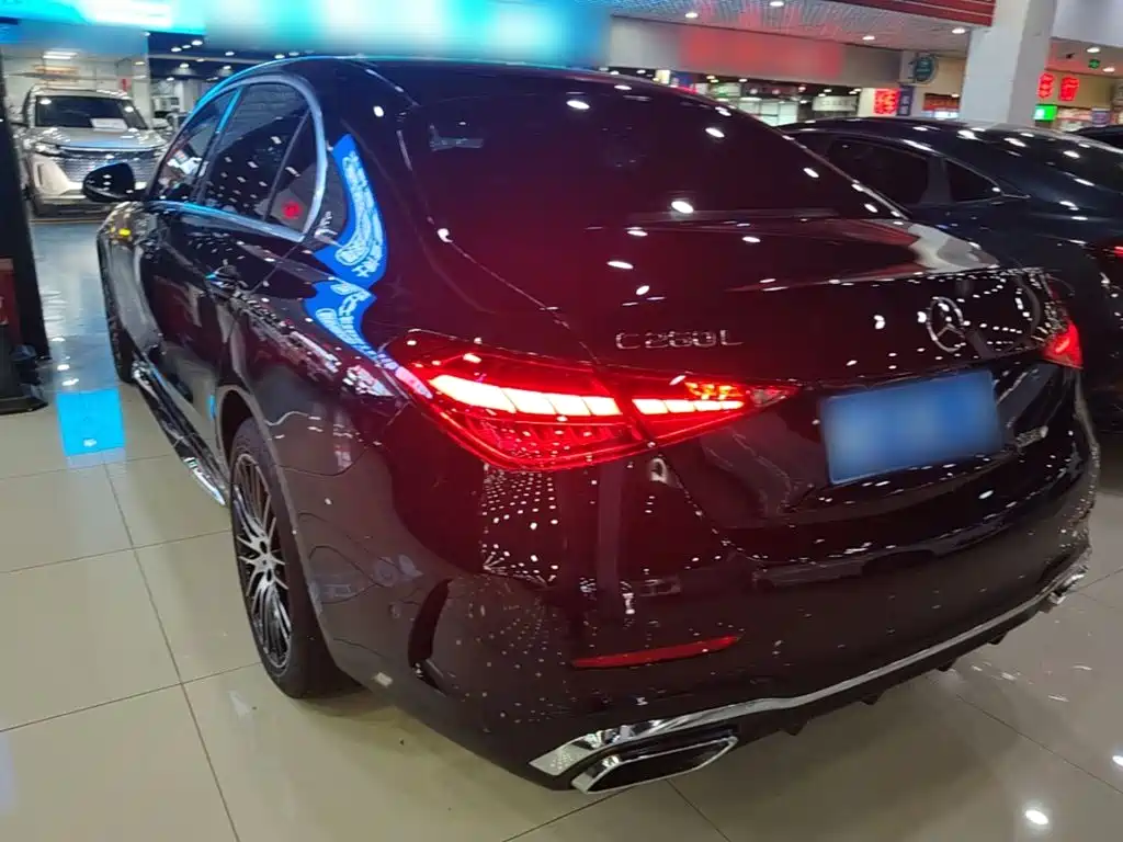 Mercedes-Benz C-Class 2025