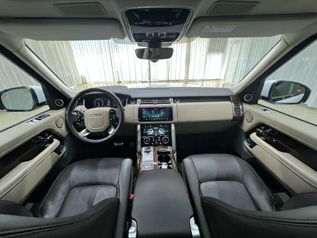 Land Rover Range Rover 2021 — фото 12