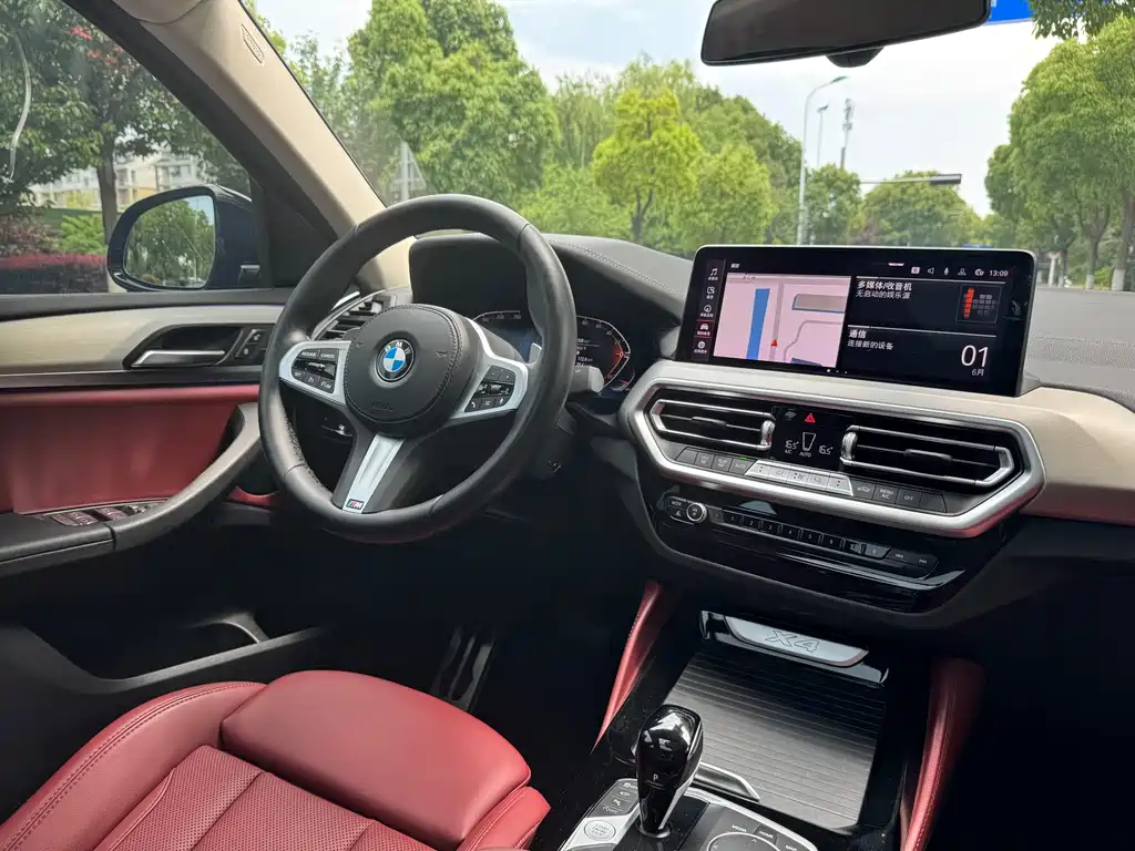 BMW X4 2022 — фото 12