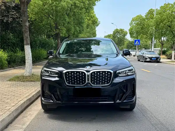BMW X4 2022