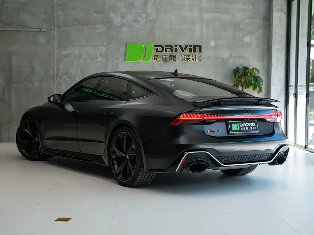 Audi RS 7 2021 — фото 2