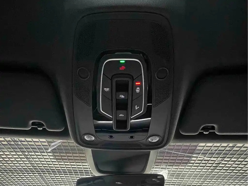 Audi A6L 2023 — фото 17