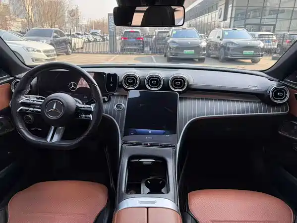 Mercedes-Benz C-Class 2022