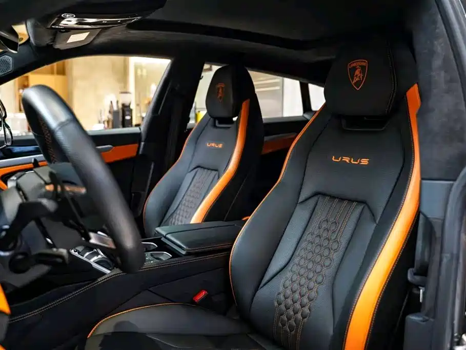 Lamborghini Urus 2024 — фото 10