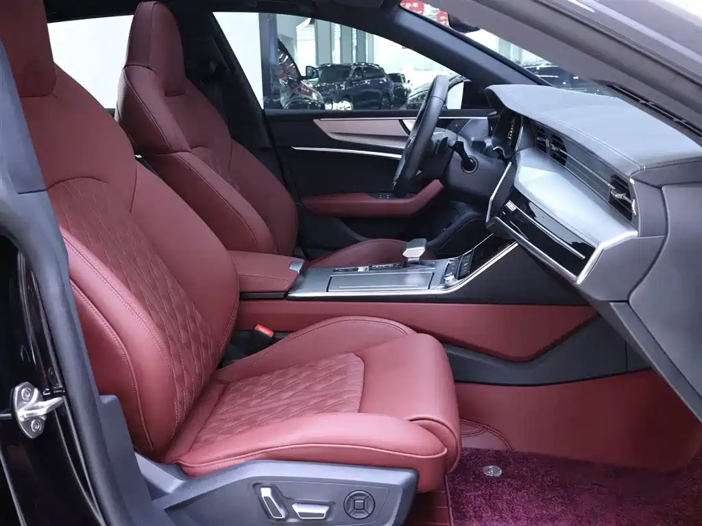 Audi A7L 2023 — фото 20