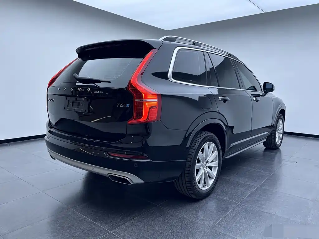 Volvo XC90 2018 — фото 6