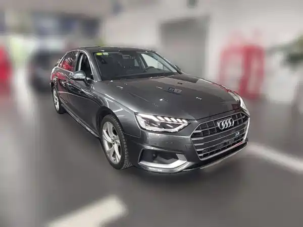 Audi A4L 2021