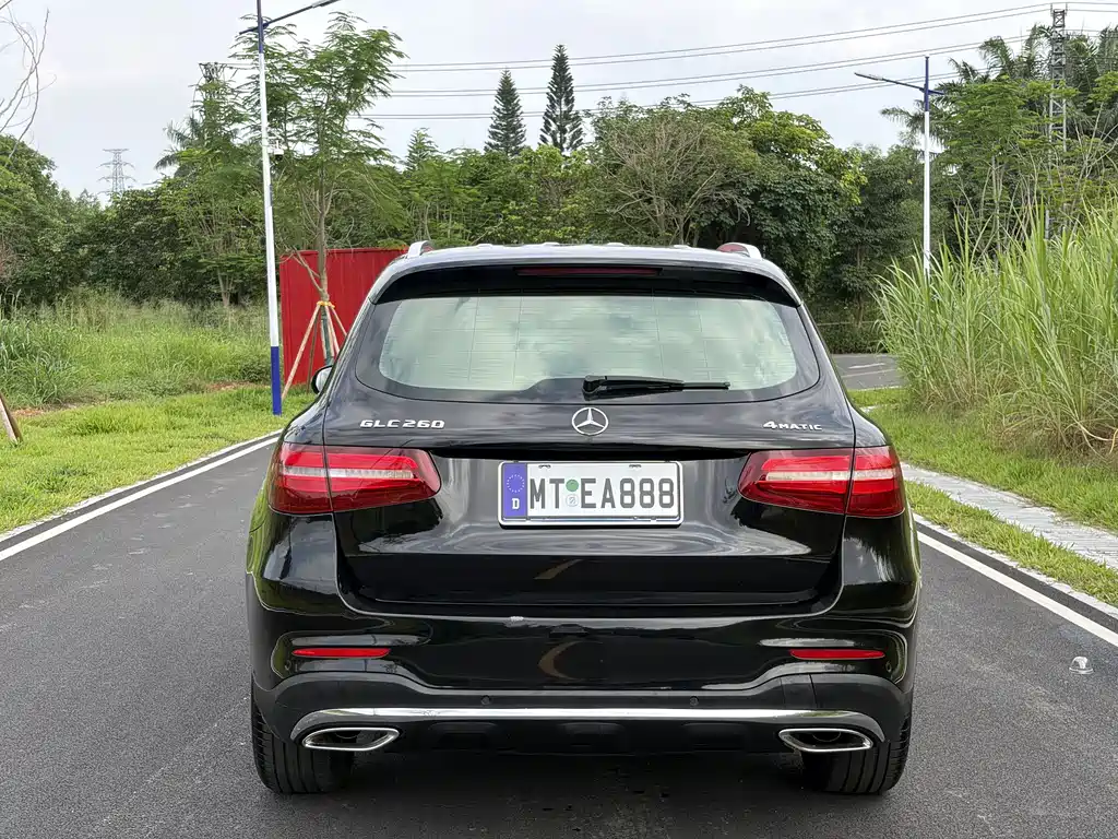 Mercedes-Benz GLC 2018 — фото 12