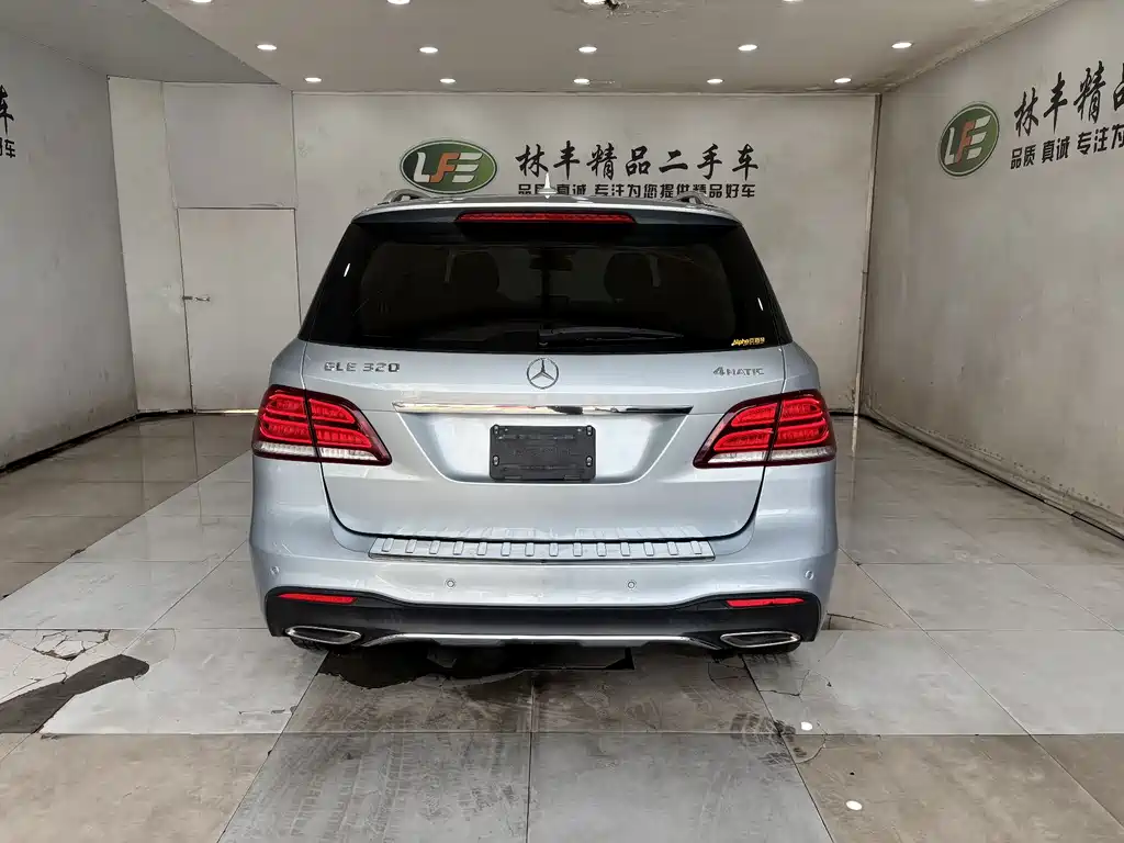 Mercedes-Benz GLE 2016