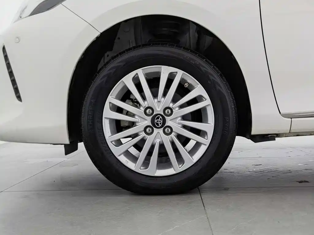Toyota Vios 2017 — фото 17