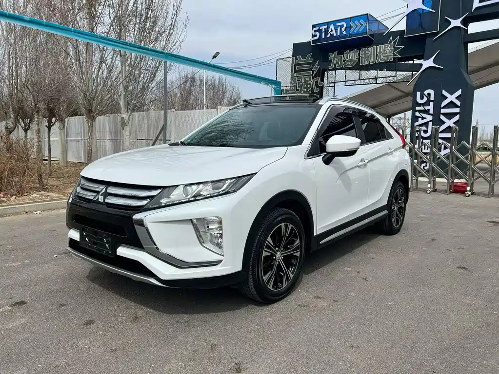 Mitsubishi Eclipse Cross 2019 — фото 1