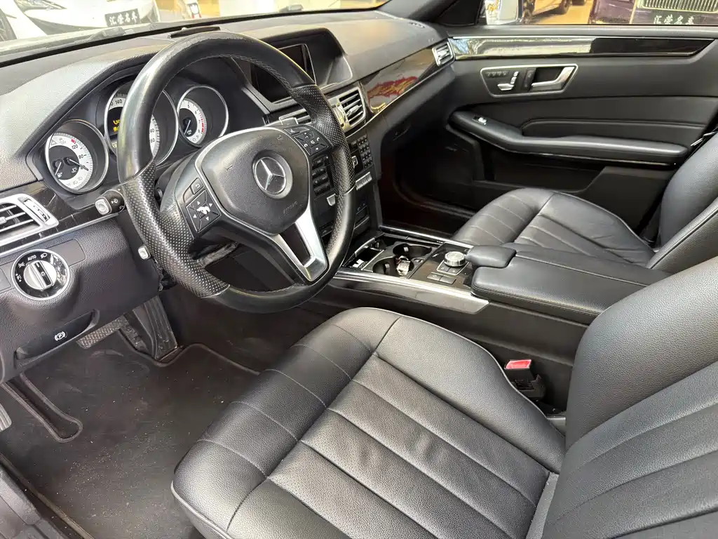 Mercedes-Benz E-Class 2015 — фото 4