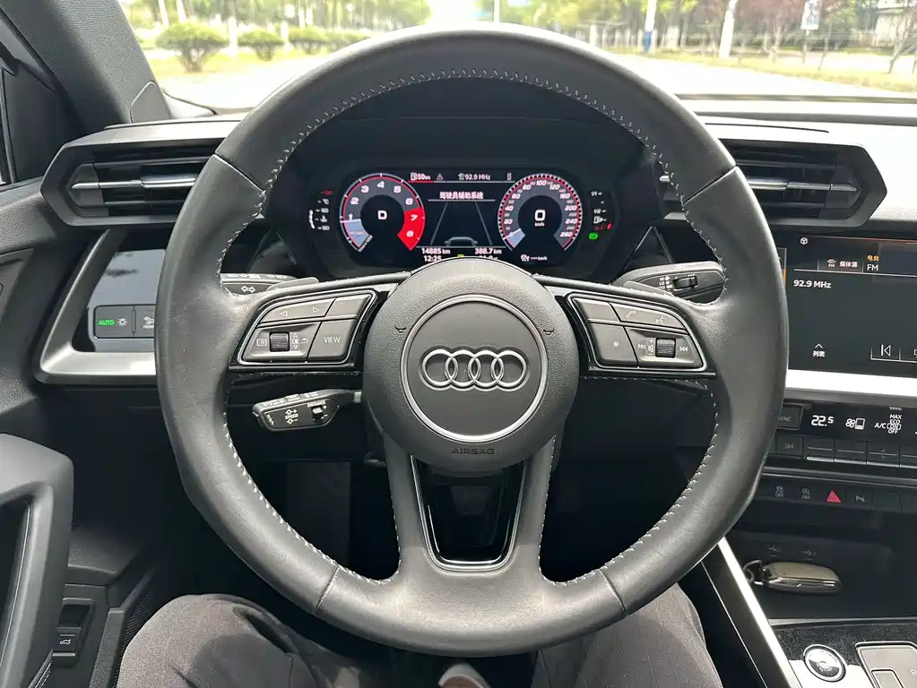 Audi A3 2022 — фото 6
