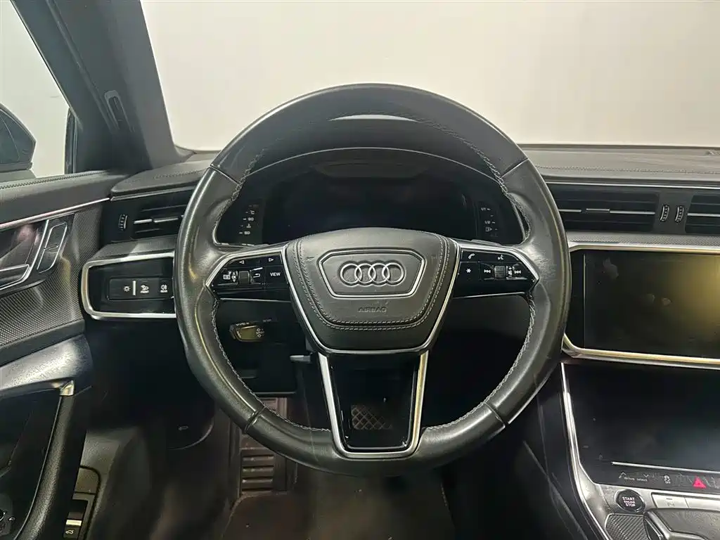 Audi A6L 2023 — фото 10
