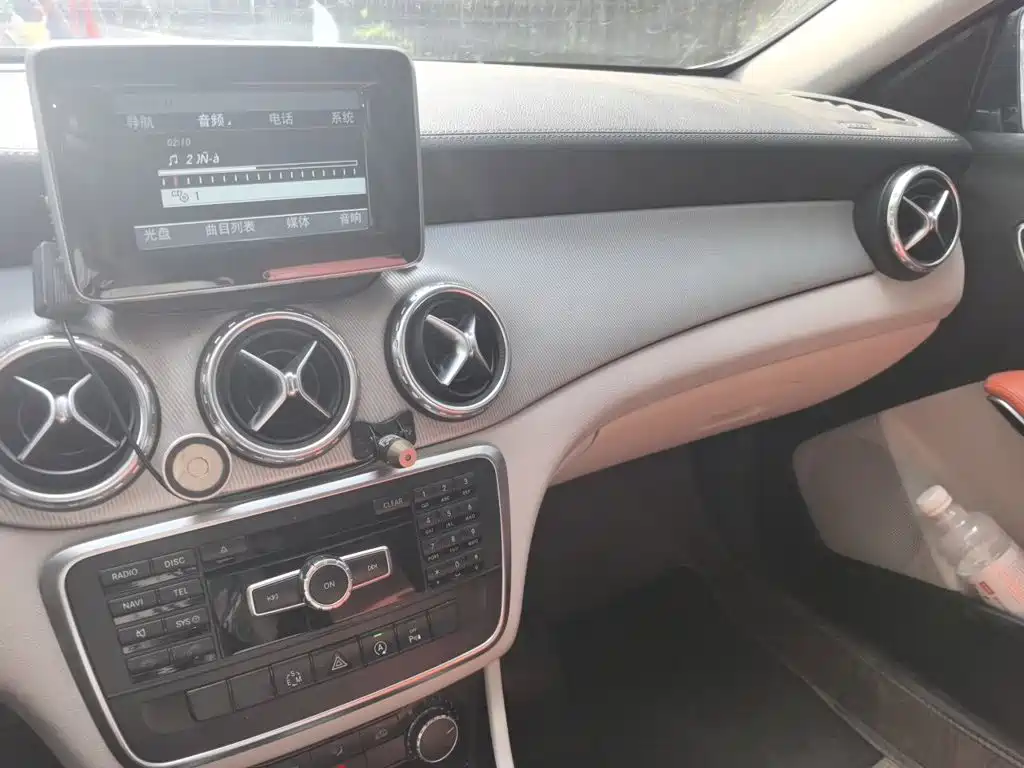 Mercedes-Benz GLA 2016 — фото 10