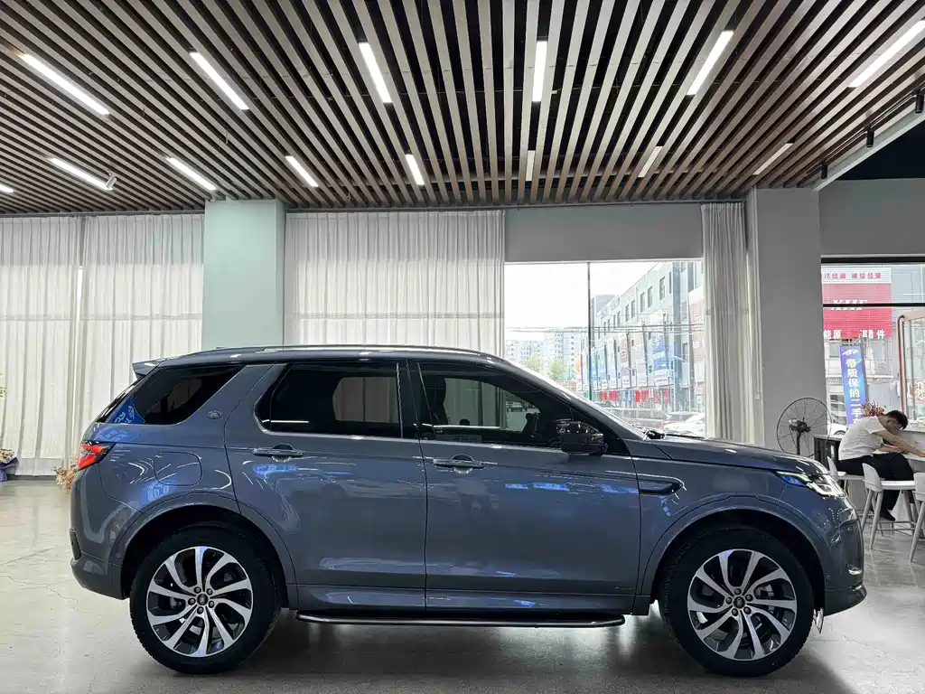 Land Rover Discovery Sport 2020 — фото 18