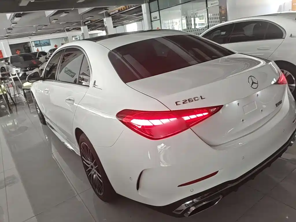 Mercedes-Benz C-Class 2025