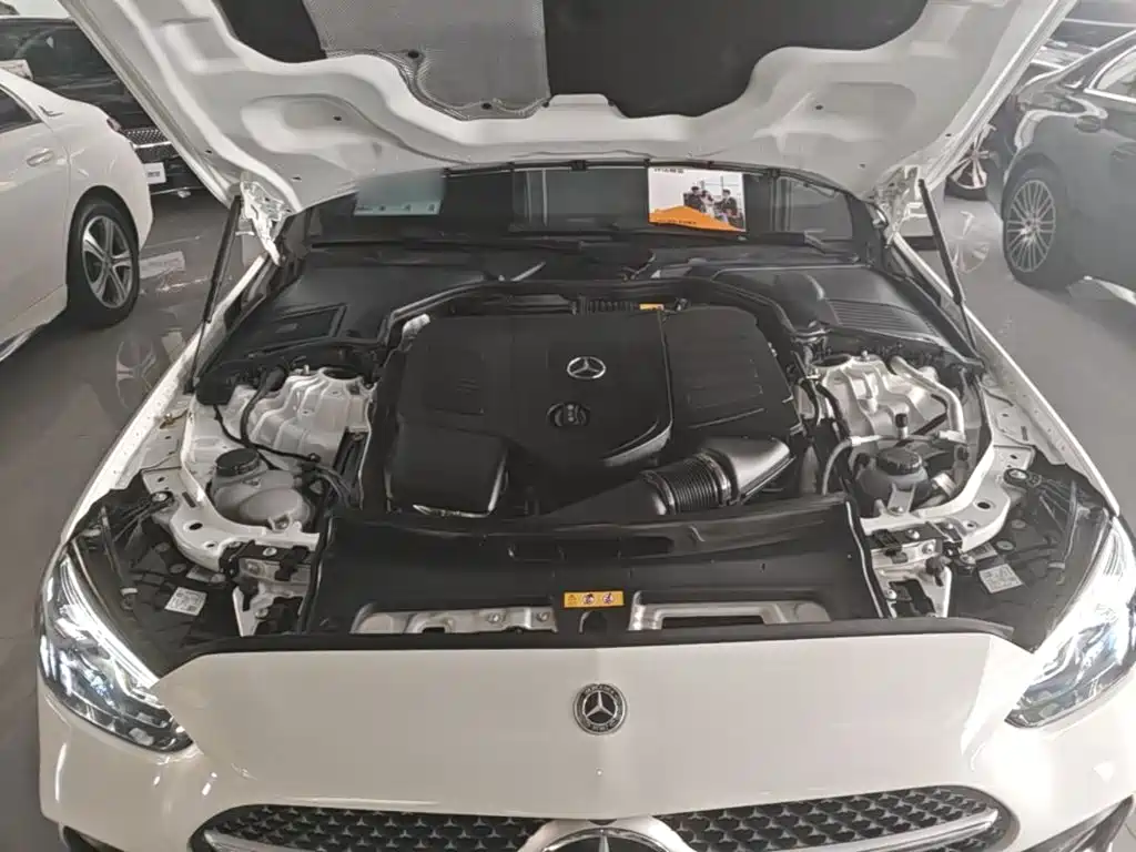 Mercedes-Benz C-Class 2025 — фото 20