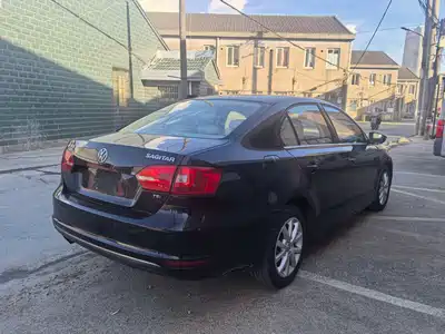 Volkswagen Sagitar 2013