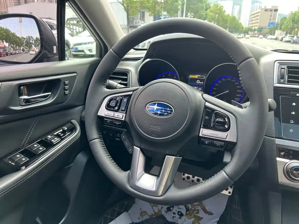 Subaru Outback 2016 — фото 18