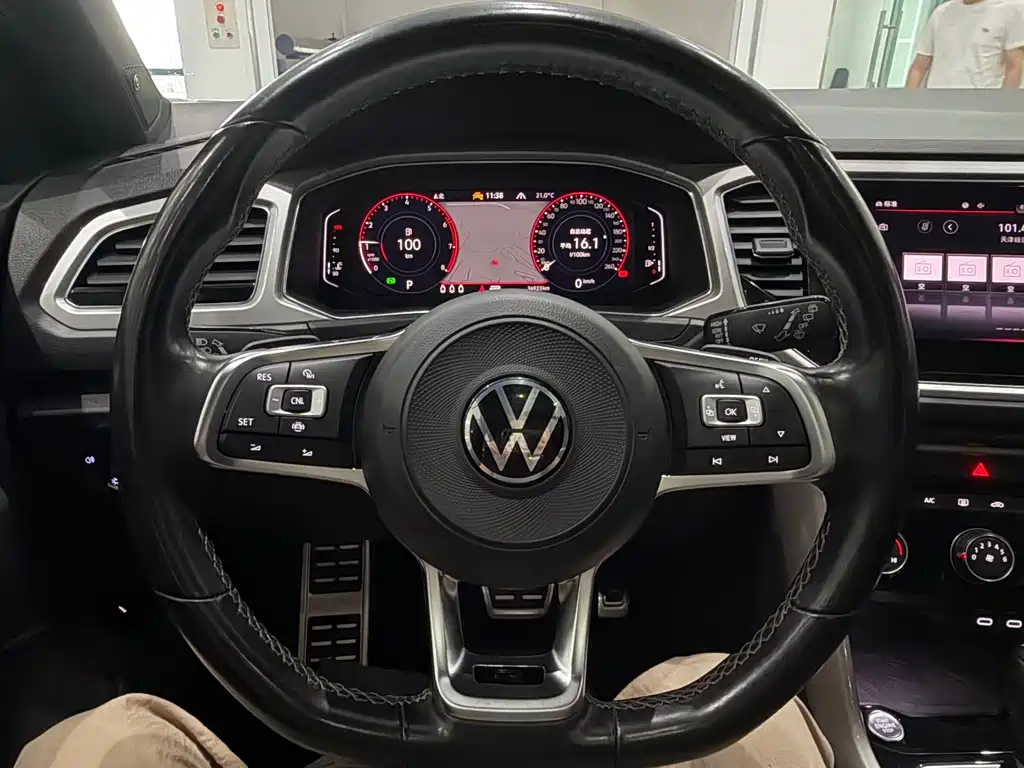 Volkswagen T-Roc 2022 — фото 13