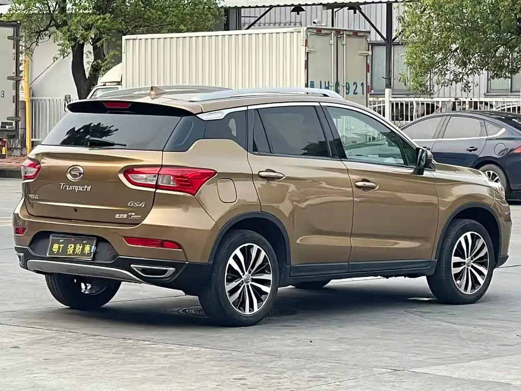 GAC Motor Trumpchi GS4 2016 — фото 9