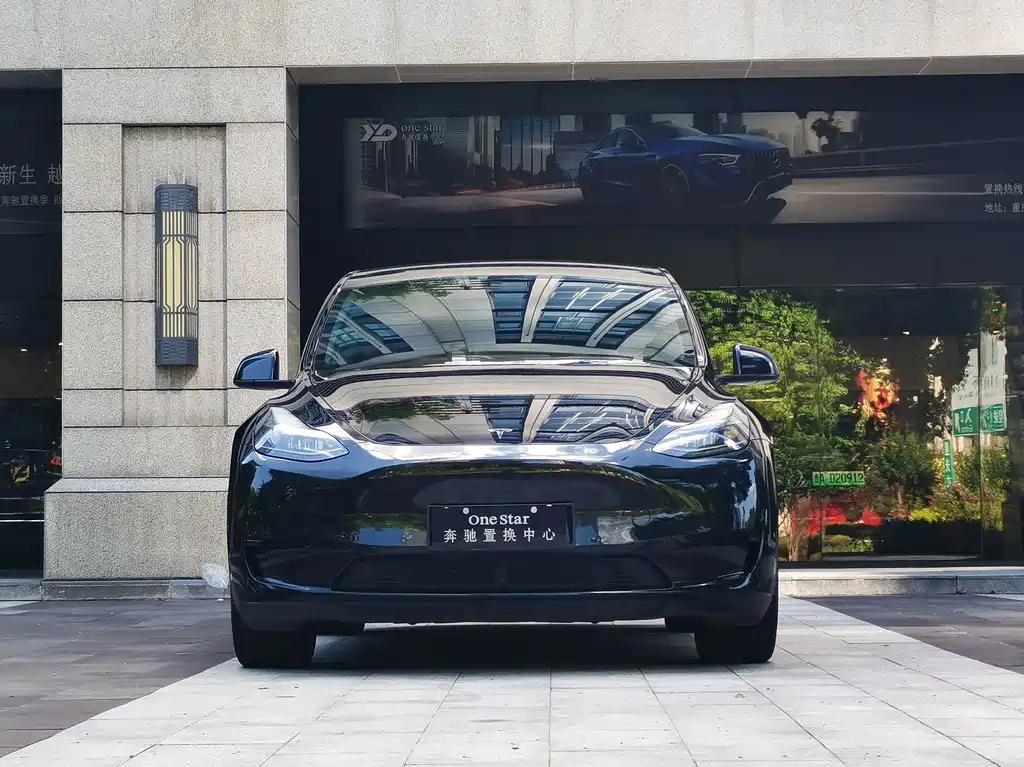Tesla Model Y 2022 — фото 3