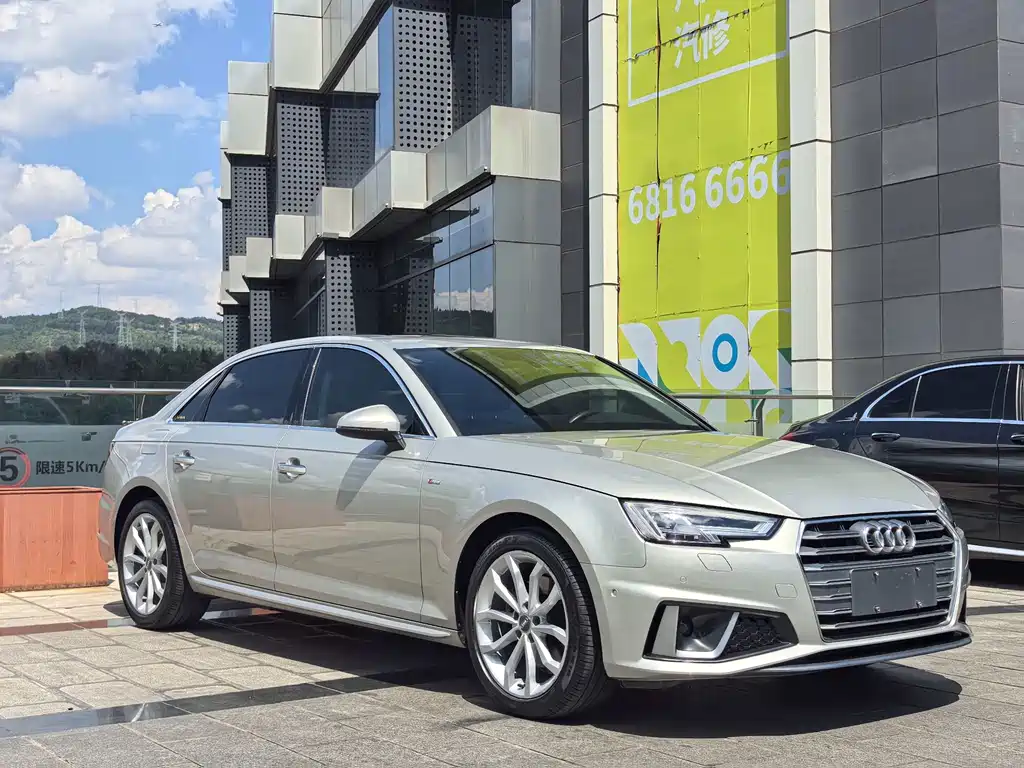 Audi A4L 2019 — фото 3
