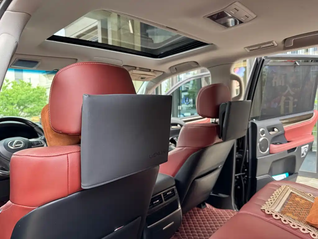 Lexus LX 2020 — фото 16