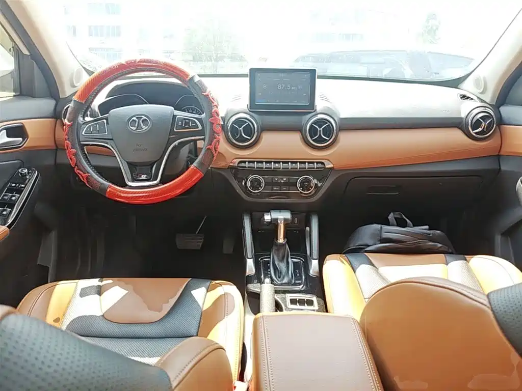 BAIC Senova X35 2018 — фото 10