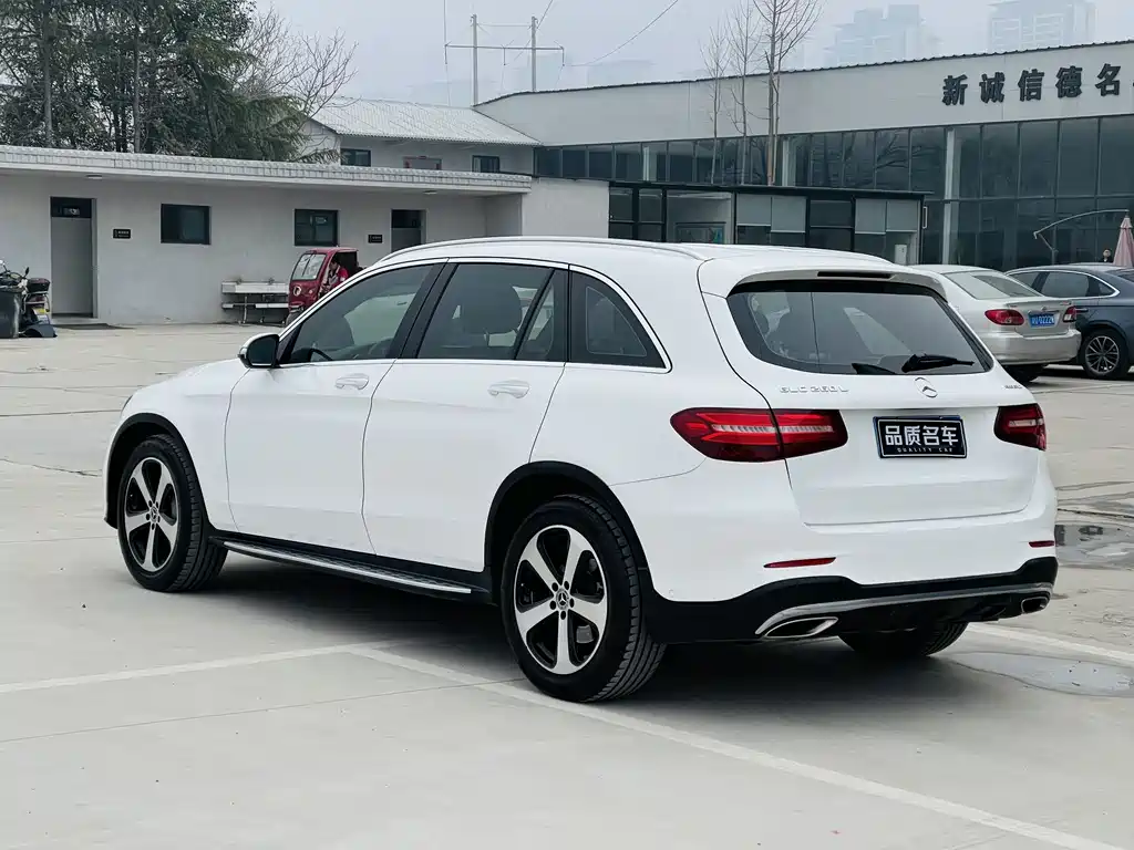 Mercedes-Benz GLC 2019 — фото 17